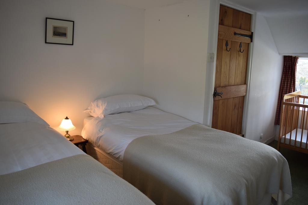 Ceiros Cottage Llangammarch Wells ภายนอก รูปภาพ