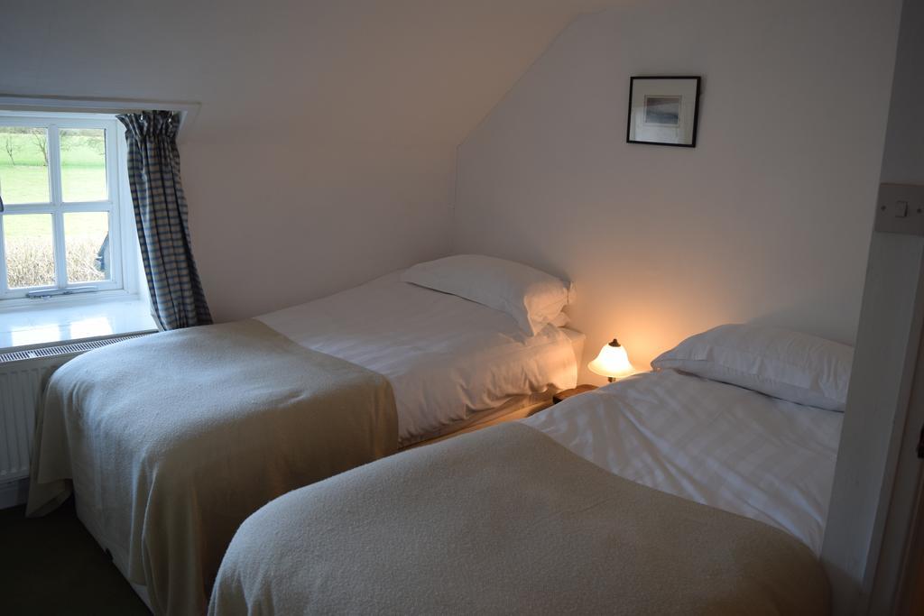 Ceiros Cottage Llangammarch Wells ภายนอก รูปภาพ