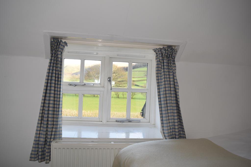 Ceiros Cottage Llangammarch Wells ภายนอก รูปภาพ